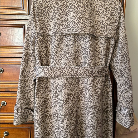 Liz Claiborne Trench - Picture 3 of 5